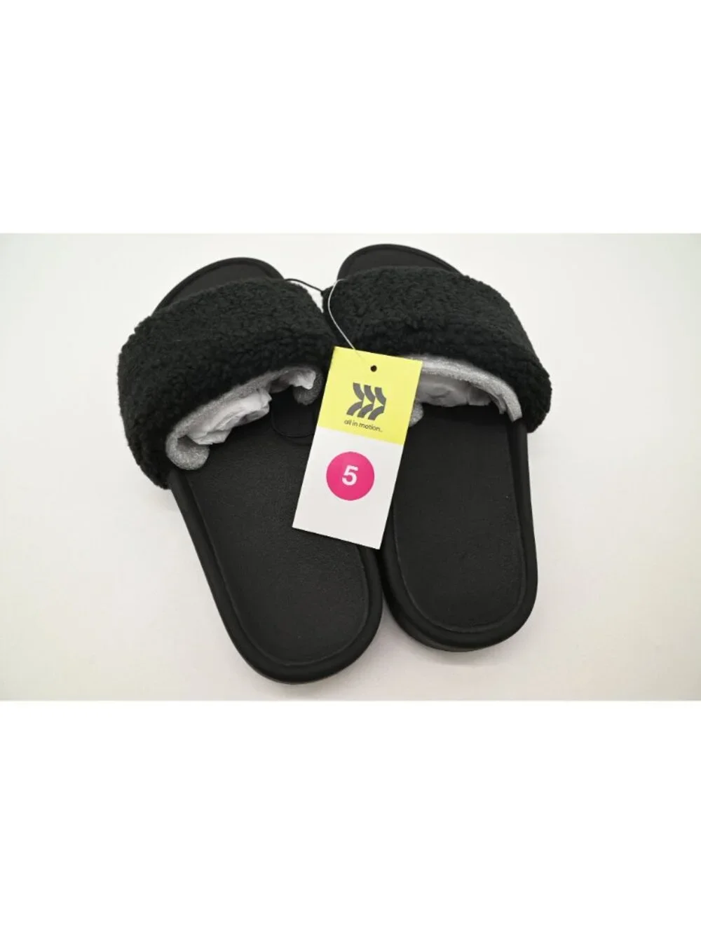 NWT All In Motion Makenna Faux Sherpa Slides Sz 5 Jet Black Slip On Sandals